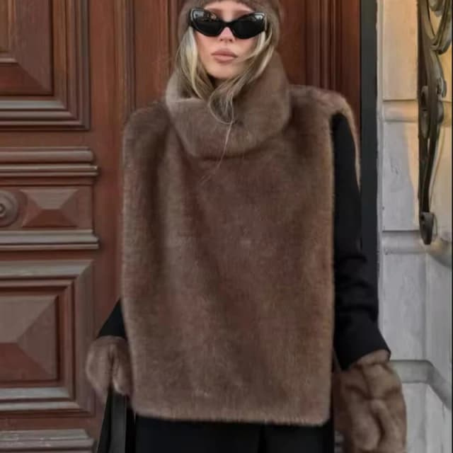 Autumn Winter Turtleneck Eco Mink Fur Tank Tops Sleeveless Jacket Coat New Fashion Faux Fur Sable Vest Crop Top